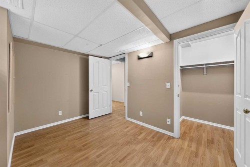 78 Hampstead View Nw, Calgary, AB - Indoor Photo Showing Other Room