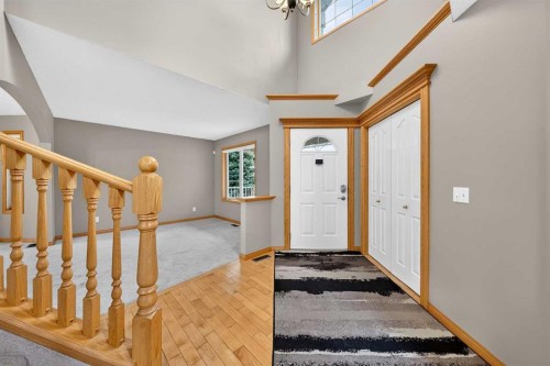 78 Hampstead View Nw, Calgary, AB - Indoor Photo Showing Other Room