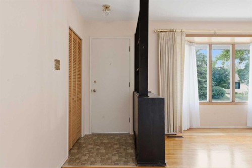 120 Glenpatrick Drive Sw, Calgary, AB - Indoor Photo Showing Other Room