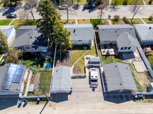 120 Glenpatrick Drive Sw, Calgary, AB - Outdoor