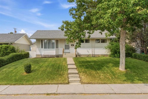 120 Glenpatrick Drive Sw, Calgary, AB - Outdoor