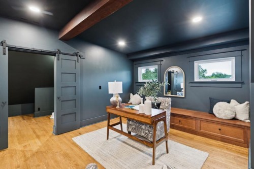 3607 7 Street Sw, Calgary, AB - Indoor