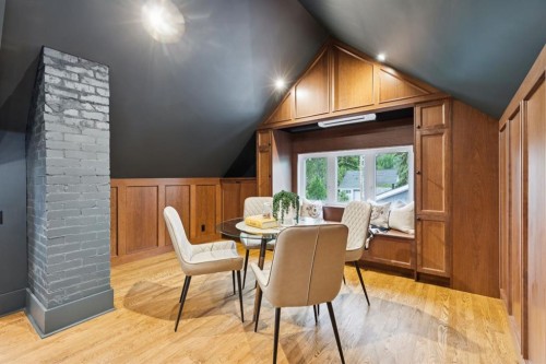 3607 7 Street Sw, Calgary, AB - Indoor Photo Showing Dining Room