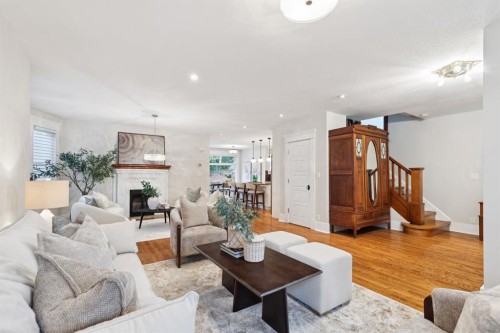 3607 7 Street Sw, Calgary, AB - Indoor Photo Showing Living Room With Fireplace