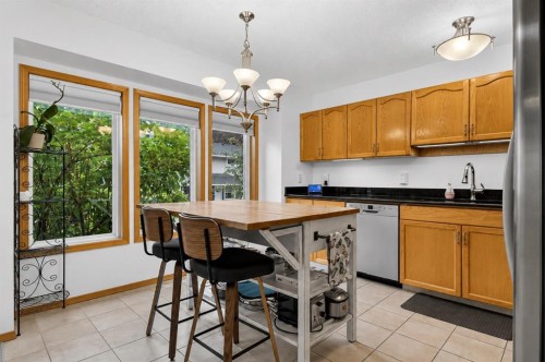 592 Regal Park Ne, Calgary, AB - Indoor Photo Showing Dining Room