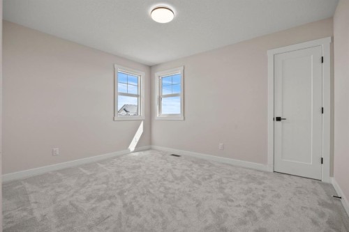 435 Kinniburgh Loop, Chestermere, AB - Indoor Photo Showing Other Room