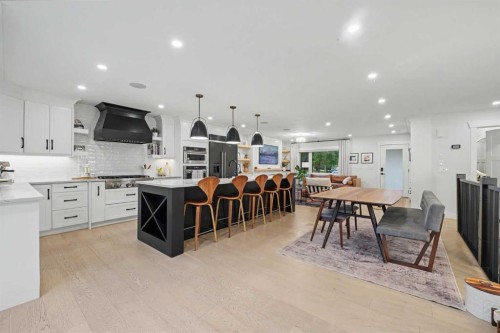 2615 Lougheed Drive Sw, Calgary, AB - Indoor