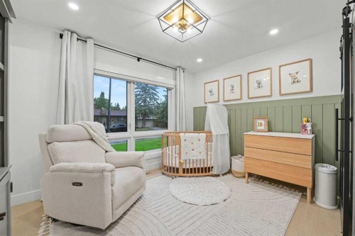 2615 Lougheed Drive Sw, Calgary, AB - Indoor