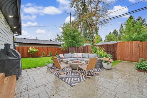 2615 Lougheed Drive Sw, Calgary, AB - Outdoor With Deck Patio Veranda