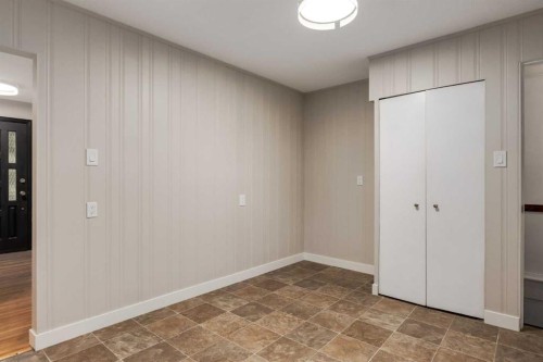 30 Hutton Place Sw, Calgary, AB - Indoor Photo Showing Other Room