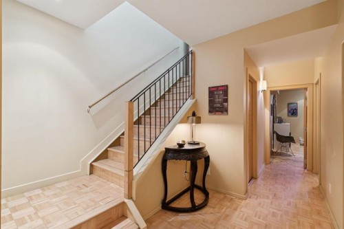 1717 7 Avenue Nw, Calgary, AB - Indoor Photo Showing Other Room