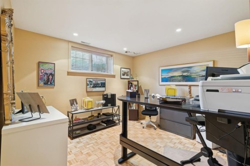 1717 7 Avenue Nw, Calgary, AB - Indoor