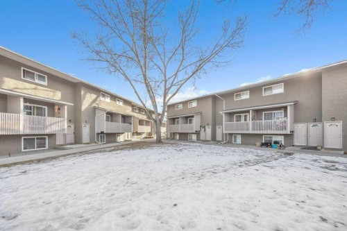 1-8112 36 Avenue Nw, Calgary, AB - Outdoor With Balcony