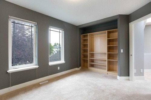 3414 Douglasdale Boulevard Se, Calgary, AB - Indoor Photo Showing Other Room