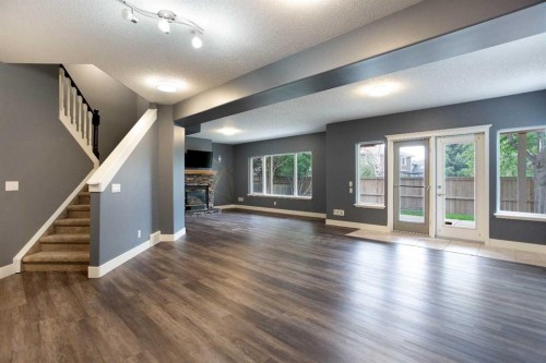 3414 Douglasdale Boulevard Se, Calgary, AB - Indoor