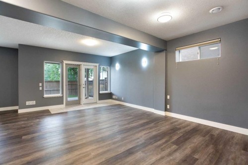3414 Douglasdale Boulevard Se, Calgary, AB - Indoor Photo Showing Other Room