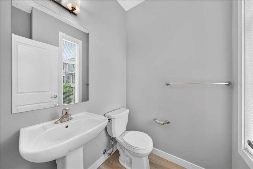 154 Seton Passage Se, Calgary, AB - Indoor Photo Showing Bathroom