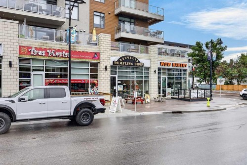 207-3450 19 Street Sw, Calgary, AB - Outdoor With Balcony