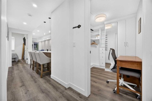207-3450 19 Street Sw, Calgary, AB - Indoor