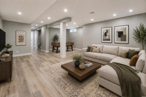 727 67 Avenue Sw, Calgary, AB - Indoor Photo Showing Living Room