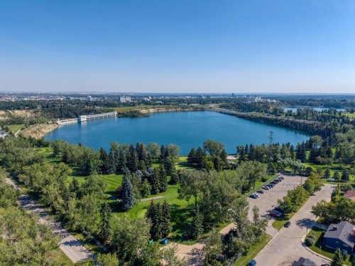 14 Lissington Drive Sw, Calgary, AB 