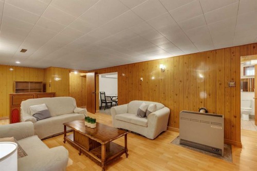 219 Tache Avenue Nw, Calgary, AB - Indoor