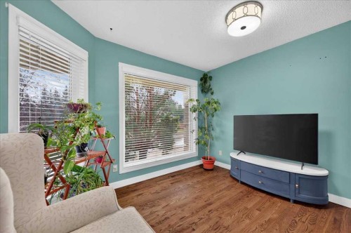 876 Shawnee Drive Sw, Calgary, AB - Indoor