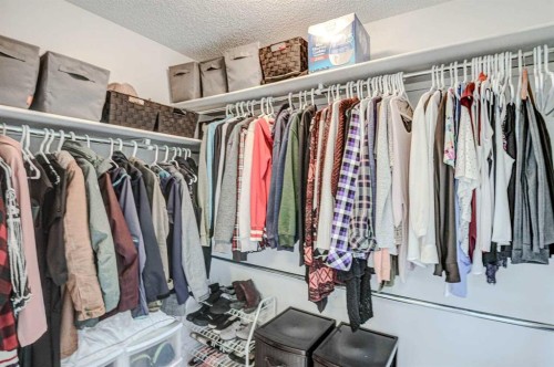 58 Sierra Morena Gardens Sw, Calgary, AB - Indoor With Storage