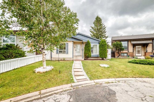 60 Falmere Court Ne, Calgary, AB - Outdoor