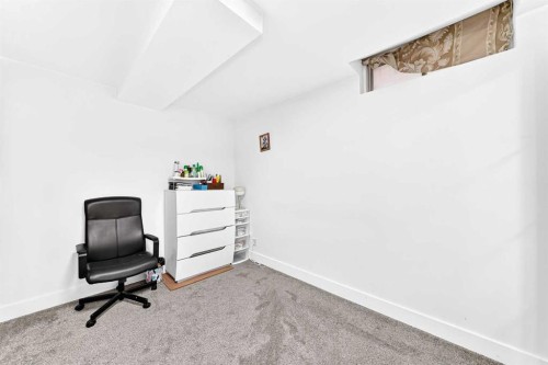 60 Falmere Court Ne, Calgary, AB - Indoor