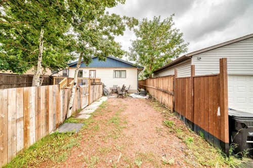 60 Falmere Court Ne, Calgary, AB - Outdoor With Exterior