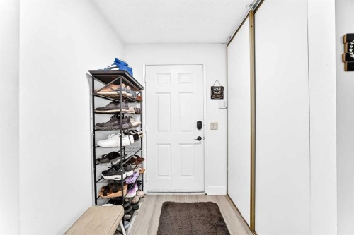 60 Falmere Court Ne, Calgary, AB - Indoor Photo Showing Other Room