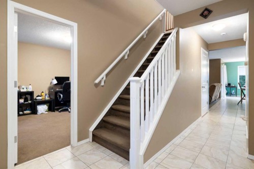 19 Silverado Skies Bay Sw, Calgary, AB - Indoor Photo Showing Other Room