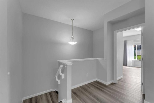 217 Lucas Crescent Nw, Calgary, AB - Indoor Photo Showing Other Room
