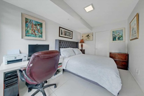 307-1020 9 Avenue Se, Calgary, AB - Indoor Photo Showing Bedroom