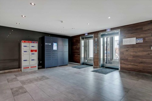 307-1020 9 Avenue Se, Calgary, AB - Indoor
