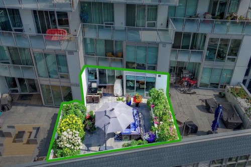 307-1020 9 Avenue Se, Calgary, AB - Outdoor