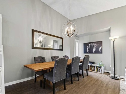 13704 Deer Run Boulevard Se, Calgary, AB - Indoor Photo Showing Dining Room