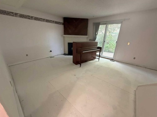 20-6503 Ranchview Drive Nw, Calgary, AB - Indoor Photo Showing Other Room