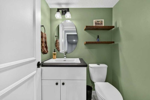 83 Millrise Crescent Sw, Calgary, AB - Indoor Photo Showing Bathroom