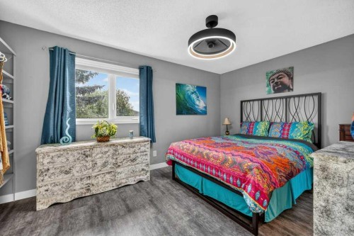 83 Millrise Crescent Sw, Calgary, AB - Indoor Photo Showing Bedroom
