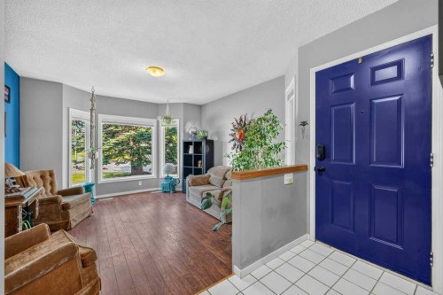 83 Millrise Crescent Sw, Calgary, AB - Indoor