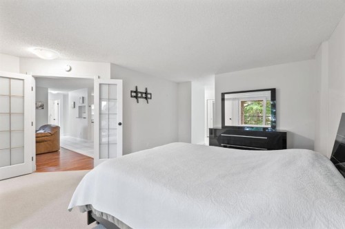 2305-202 Braeglen Close Sw, Calgary, AB 
