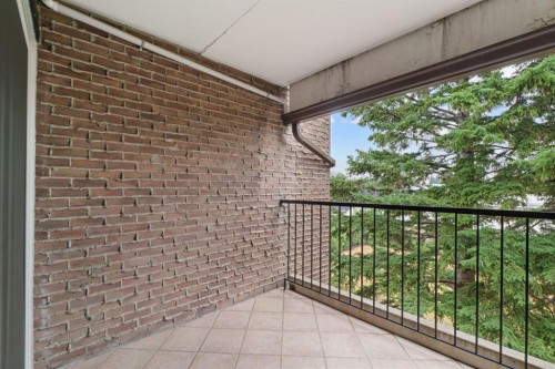 2305-202 Braeglen Close Sw, Calgary, AB 