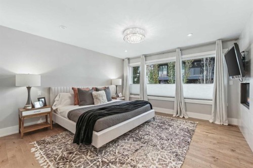826 Durham Avenue Sw, Calgary, AB - Indoor Photo Showing Bedroom
