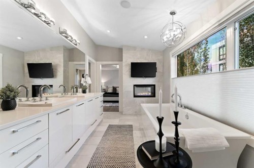 826 Durham Avenue Sw, Calgary, AB - Indoor