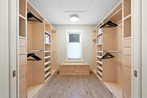 826 Durham Avenue Sw, Calgary, AB - Indoor Photo Showing Other Room