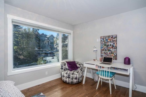 826 Durham Avenue Sw, Calgary, AB - Indoor