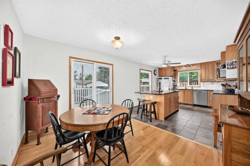 6203 Dalmarnock Green Nw, Calgary, AB - Indoor Photo Showing Dining Room