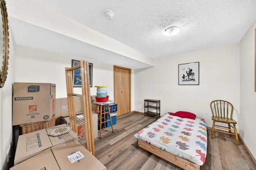 6203 Dalmarnock Green Nw, Calgary, AB - Indoor Photo Showing Other Room